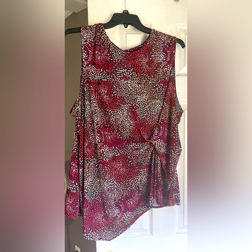 Beautiful, used blouse!